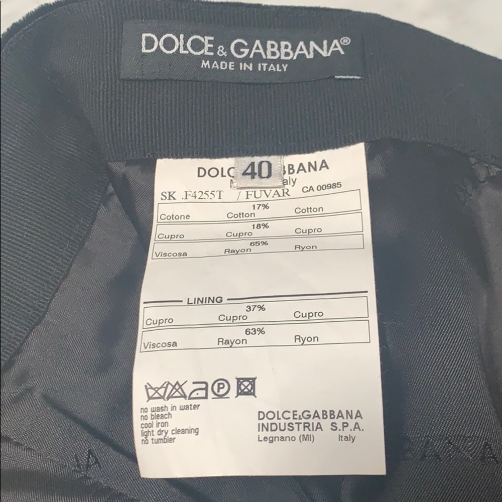 Dolce and Gabbana velvet skirt - Picture 4 of 6